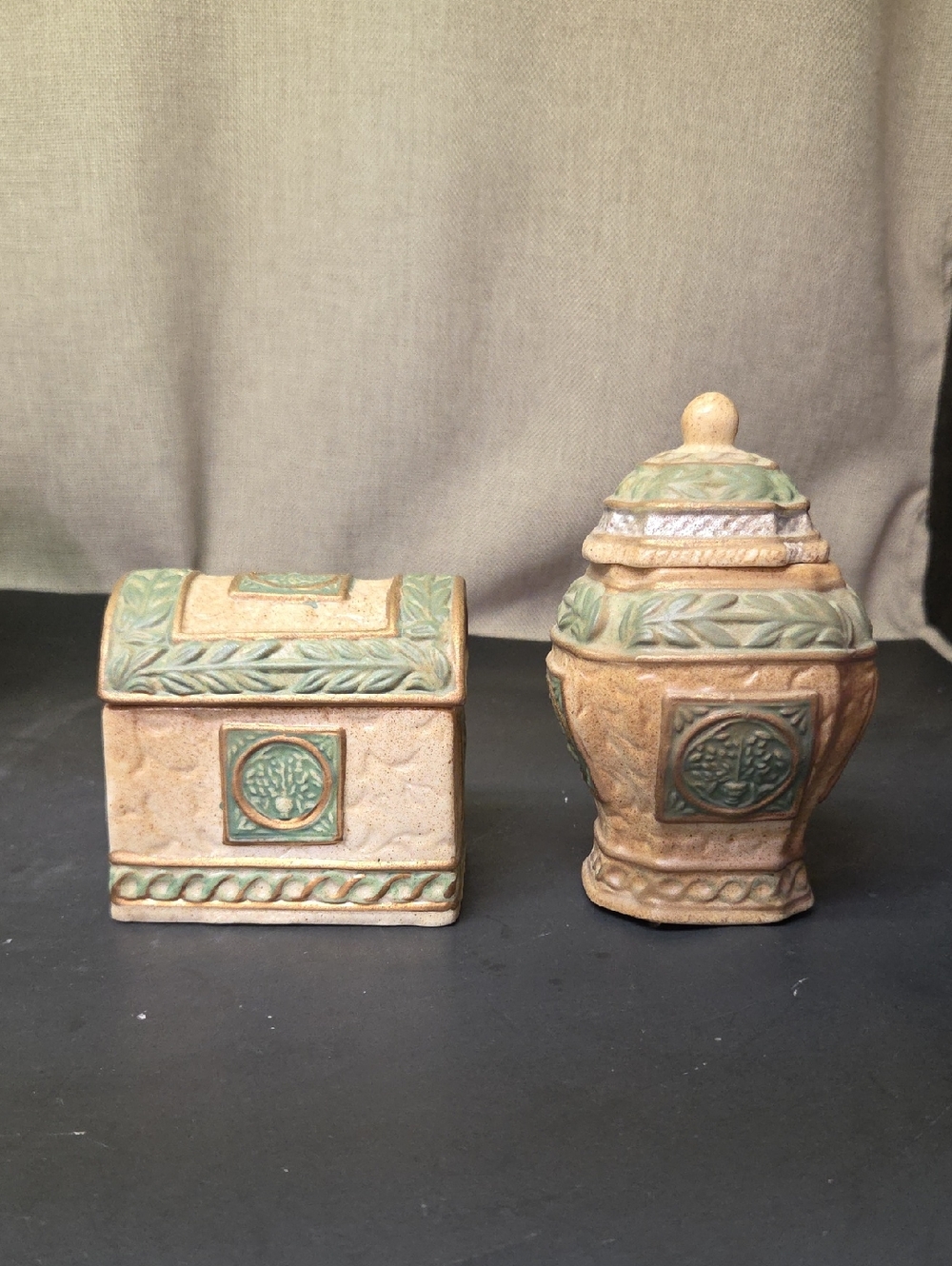 vintage porcelain trinket boxes ( Set 1)